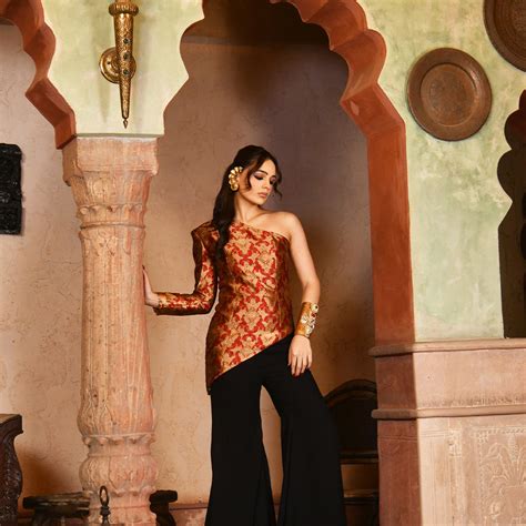 Red brocade asymmetrical set – Wabi Sabi