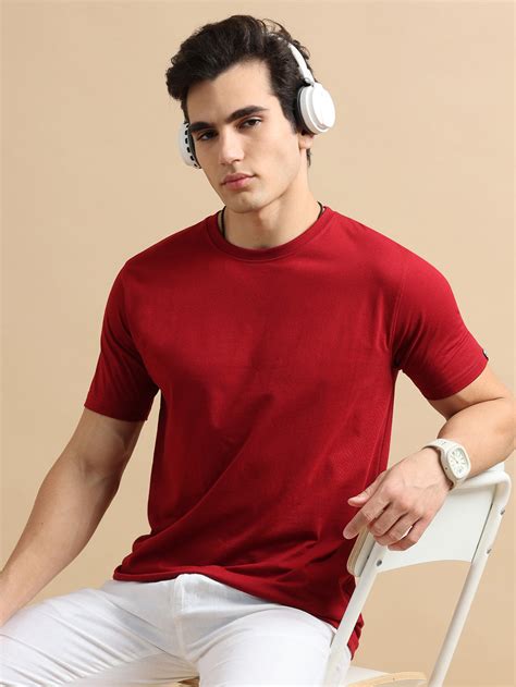 Easy Essential Maroon Solid T-Shirt – Bushirt