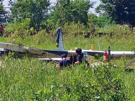 Pilot, co-pilot survive as Cessna plane crashes in Bulacan | Inquirer News
