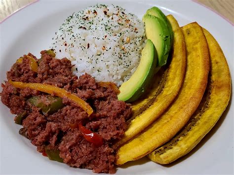 Corned Beef, Rice, and Fried Plantain : Caribbean