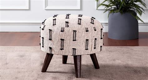 Things to Consider While Buying Wooden Stools – Nestroots