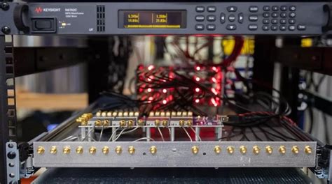 This Is Google's Sycamore Quantum Computer. Take A Look! - MobyGeek.com