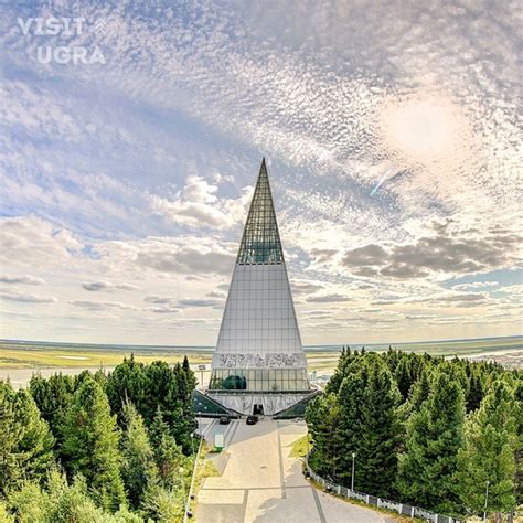 Самая высокая точка Ханты-Мансийска Отсюда открывается панорамный вид ...