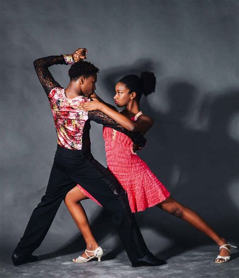 4 Popular Types Of Salsa Dances To Get You In The Groove - Icy Tales