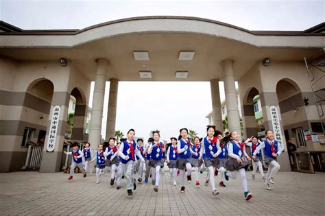 【校园风采】《温州日报》报道“温州市中通国际学校：‘红烛银行’打造民办学校党建品牌”