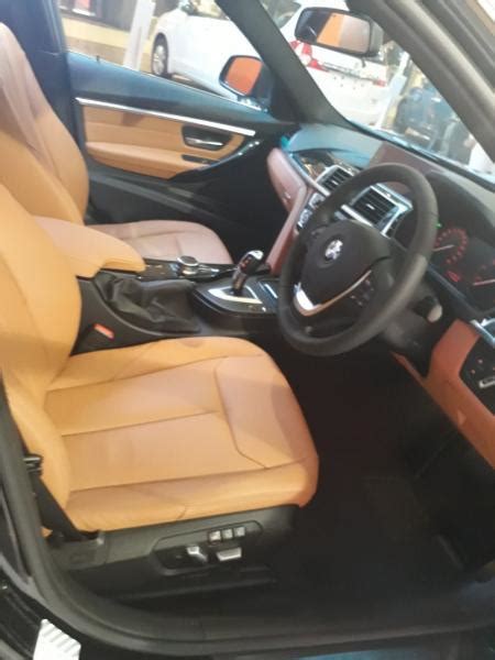 3 series: Harga BMW 320i Luxury 2019 DP 44 Jt Saja Limited Stock ...