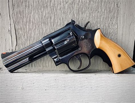 Smith & Wesson 586 Classic - For Sale - New :: Guns.com