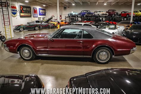 Classy 1967 Olds Toronado Looks Like an Oddly Cheap Case of FWD V8 Greatness - autoevolution