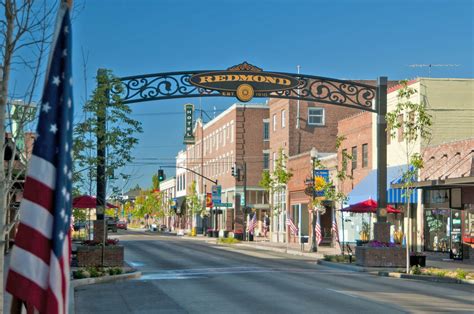 Get to know Redmond, Oregon - Compass Commercial