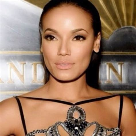 Selita Ebanks Photo Gallery: Hot Photos, Images And Wallpapers of ...