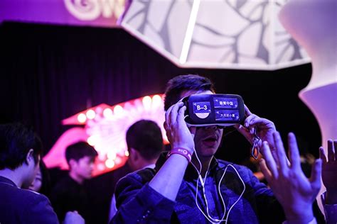 Pico展示基于VR平台Engage的宝马VR试驾体验-VR全景社区