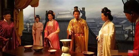 臣子喜欢什么礼物最新素材