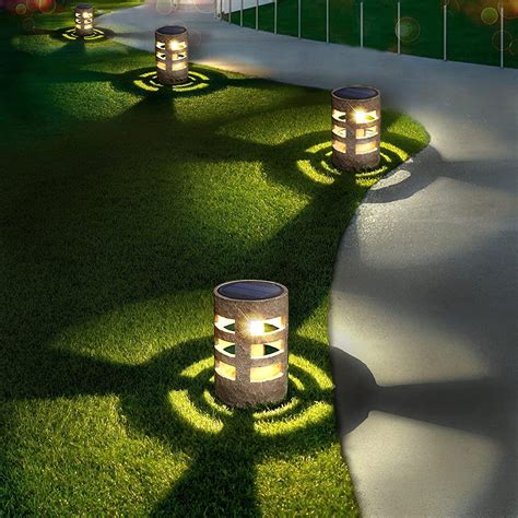 Solar Garden Lights 6 Pcs 16 Leds Outside Light, Waterproof 【通販激安】
