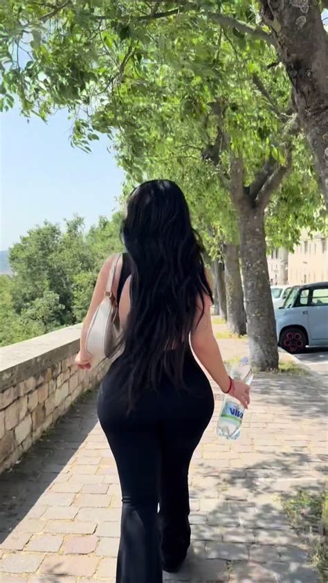 liliana (@misslilianagarcia) - Urlebird