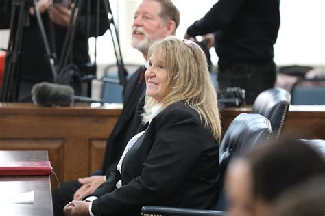 Alex Murdaugh court clerk who wrote book pleads guilty to leaking ...
