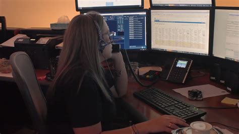 Watch 911 Crisis Center Sneak Peek: A 911 Dispatcher Relives a ...