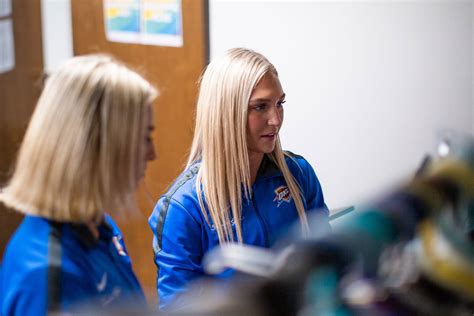 12 Days of Giving: Day 11 Photo Gallery | NBA.com