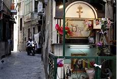 credenze popolari napoletane le edicole votive strumenti di comunicazione religiosa credenze popolari napoletane le edicole votive strumenti di comunicazione religiosa