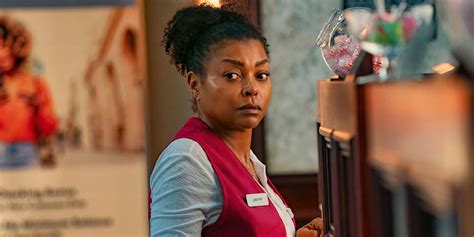 Hailee Steinfeld's New Vampire Movie Role Finally Snaps An 8 Year ...