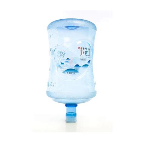 中国瓶装水又出新玩法，直接把白开水装进瓶子，一年狂销20亿_范现国