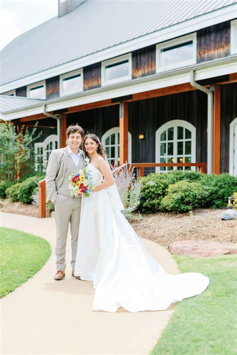 Cecilia & Tristan’s Perfect Summer Wedding