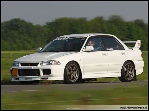 My favorite Lancer of all, the Evo 3.