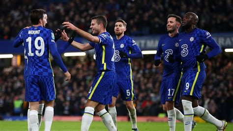 Catching Man City: How Chelsea, Liverpool, Man United & Co. can close ...