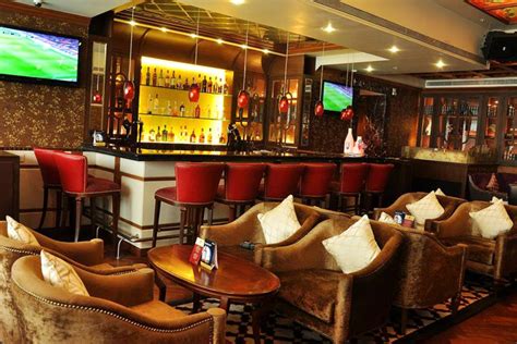 The Library, De Sovrani | LBB