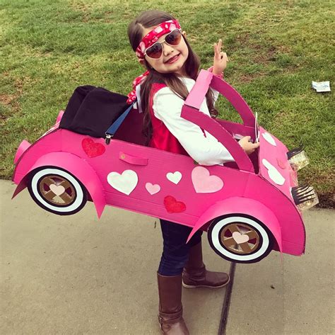 Car Costume, Girl Costumes, Diy Projects For Kids, Diy For Kids, Car ...