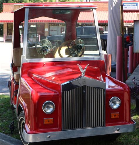 At Auction: ROYAL RIDE VINTAGE CLUB CAR ROLLS ROYCE GOLF CART