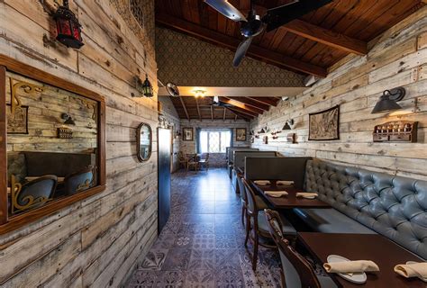 Bowery Bungalow - Mediterranean Restaurant in Los Angeles, CA | The Vendry