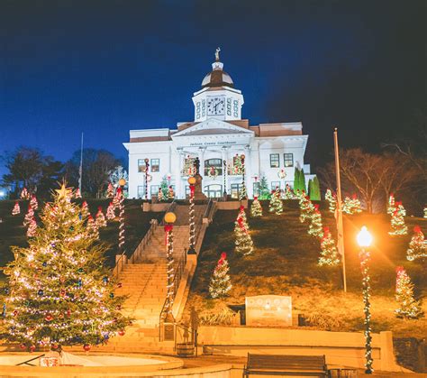 Top Christmas Towns In The Carolinas