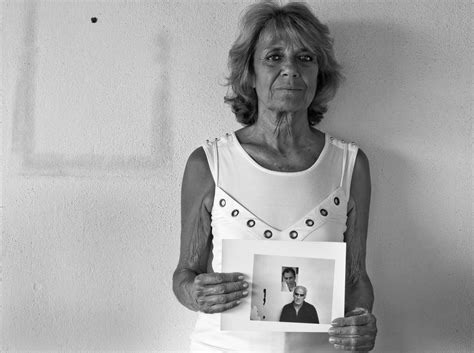 Danièle Castello-Lopes (1943-2023), a mulher de Gérard: um retrato próximo - Expresso