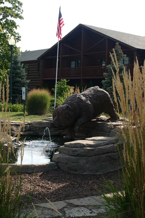Beautiful fountain- Grizzly Jack's Grand Bear Resort, Utica, Illinois ...