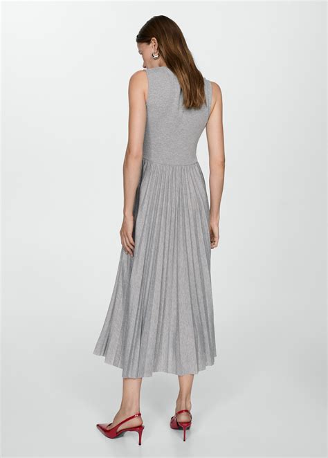 Pleated long dress - Women | MANGO USA