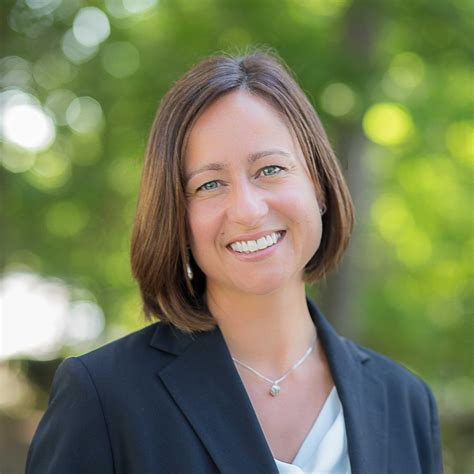 Roxanne Miller's Instagram, Twitter & Facebook on IDCrawl