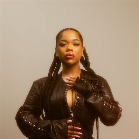 Zoe Wees | News | Zoe Wees veröffentlicht ihre neue Single "Dead To Me"