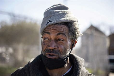 Oakland hoops legend Hook Mitchell avoids jail time on assault charge