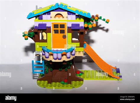 Image result for LEGO Tree House Tutorial