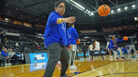 McNeese State basketball's manager gets 100% real on upsetting Clemson