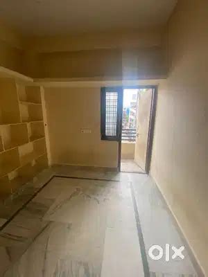1 bhk flat for family and bachelors near yashoda hospital higtech city ...