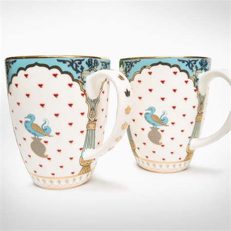 Classic Gift Set- Dasara Cookie Plate and 2 Coffee Mugs – Kaunteya