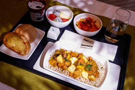 Cathay Pacific Airbus A350-1000 Economy Vs Premium Economy: Features ...