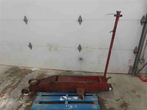 Large Heavy Duty Floor Jack