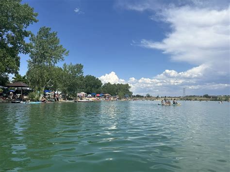 Paddle Boarding Soda Lake at Bear Creek Lake Park — Simply Shauna