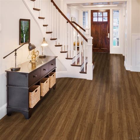 Metro - Rigid Core Floor (7" x 48") | Prime Source Flooring