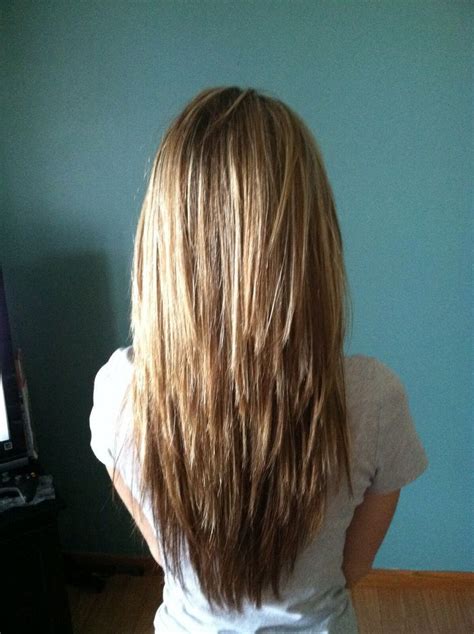 why does my hair look choppy after a haircut