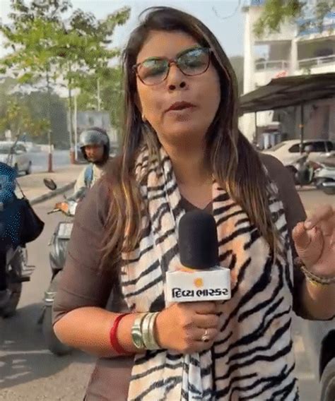 CCTV captures luxury cars racing at 150 kmph in Surat: One driver ...