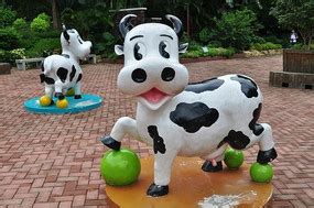 户外农场卡通大奶牛仿真动物玻璃钢雕塑模型幼儿园装饰小品大摆件-淘宝网