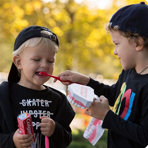 Contact Us - Phone, Email or Online Chat